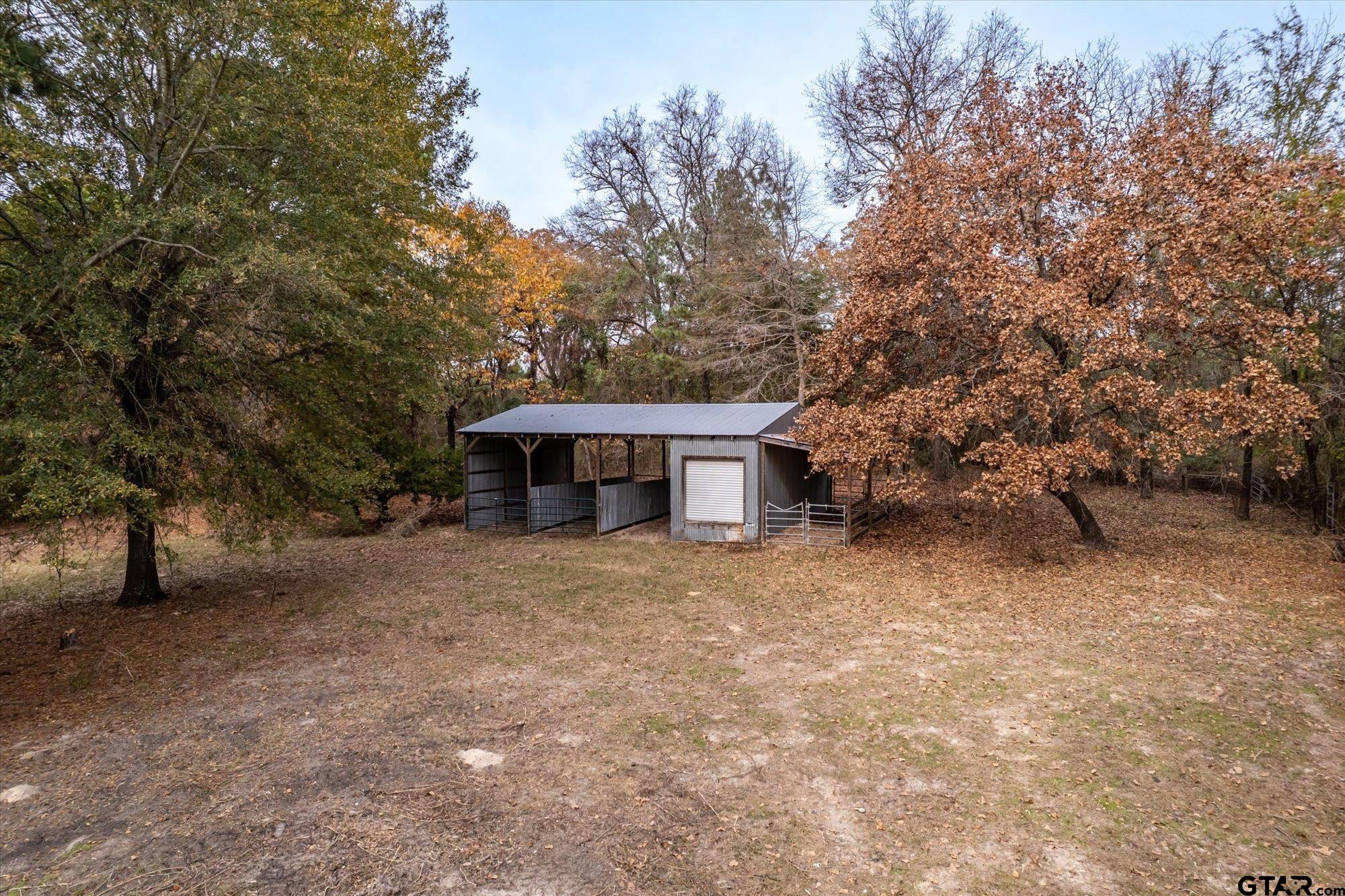 2636 Roy Road Tyler, TX 75707 - Photo 3 of 21