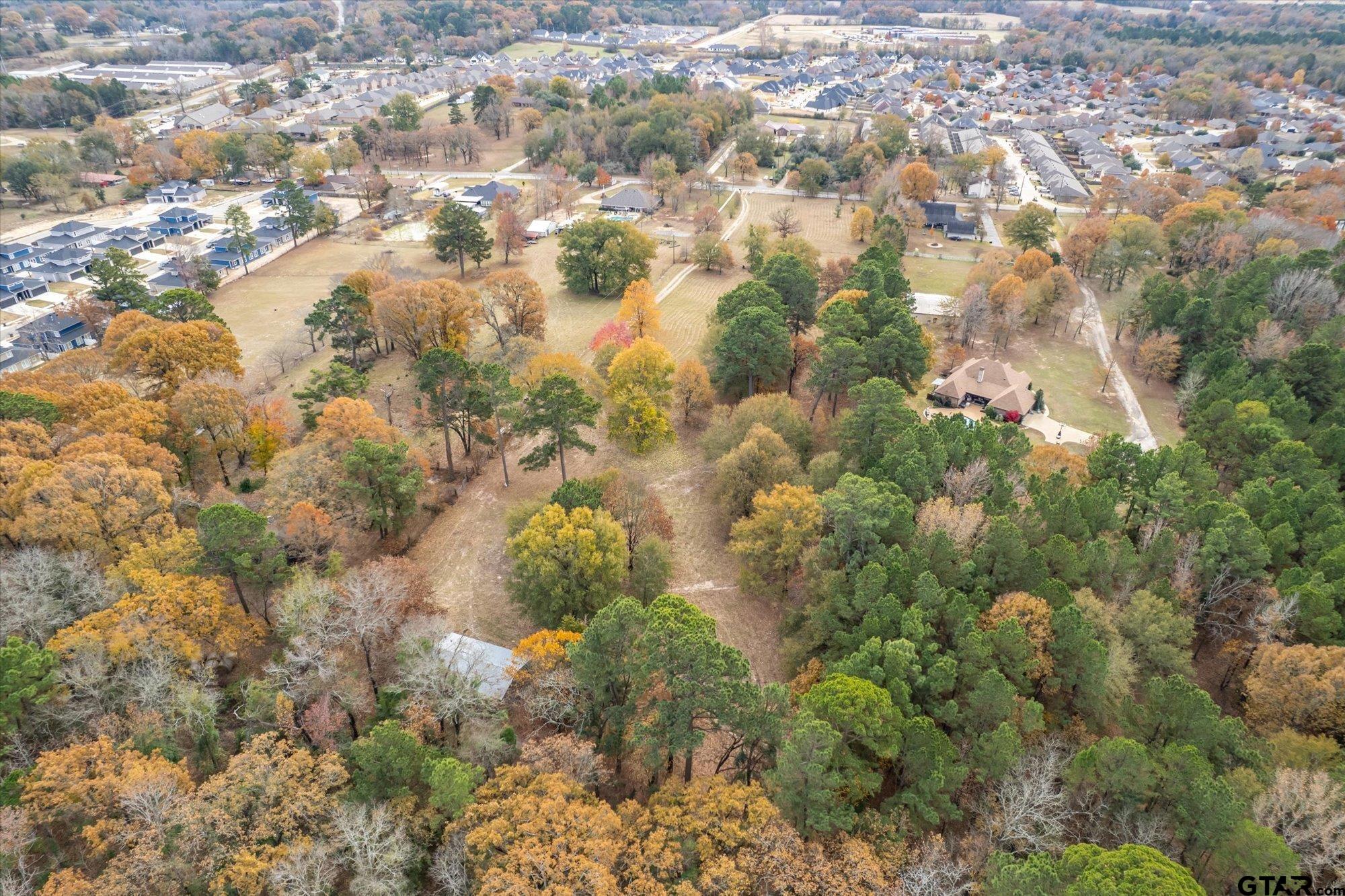 2636 Roy Road Tyler, TX 75707 - Photo 4 of 21