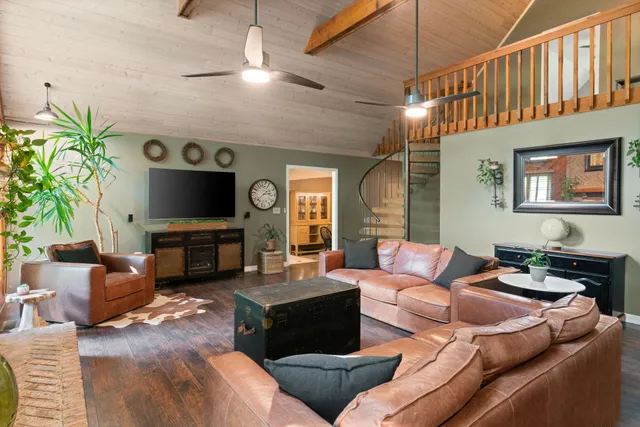 $609,500 | 1015 Red Oak Drive, Greenbrier, TN 37073