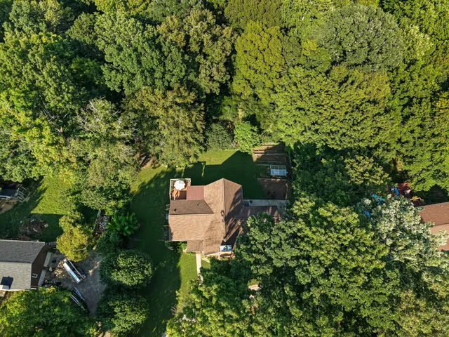 $609,500 | 1015 Red Oak Drive, Greenbrier, TN 37073