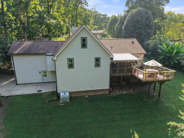 $609,500 | 1015 Red Oak Drive, Greenbrier, TN 37073