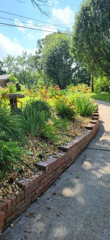 $609,500 | 1015 Red Oak Drive, Greenbrier, TN 37073