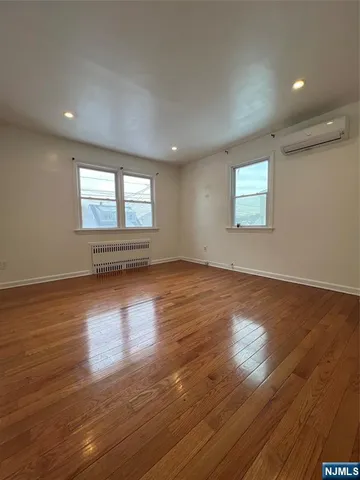 $3,300 | 99 Richmond Street, Unit 1, Lodi, NJ 07644