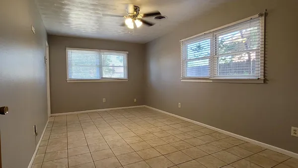 $1,550 | 5430 13th Street, Lubbock, TX 79416