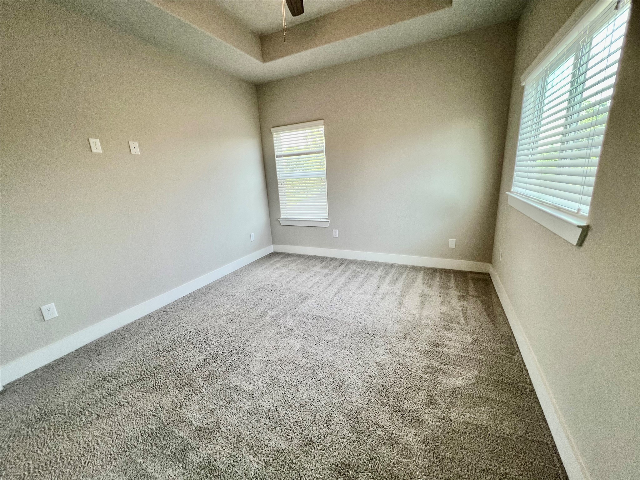 4301 Clover Street Houston, TX 77051 - Photo 25 of 32 an empty room with windows