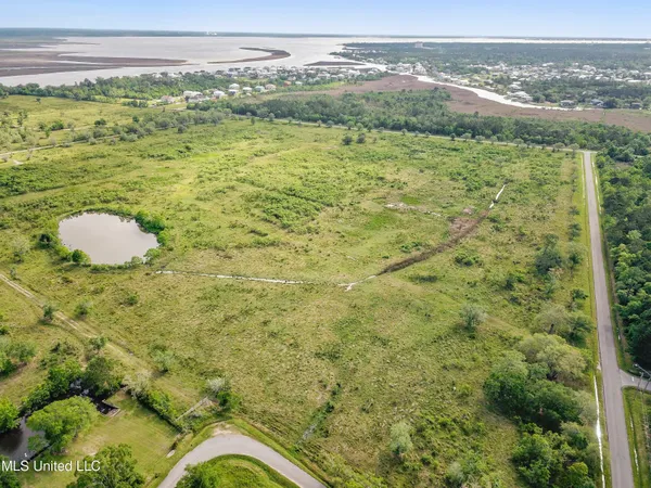 $12,500,000 | 11191 Cazaubon Road, Bay St. Louis, MS 39520
