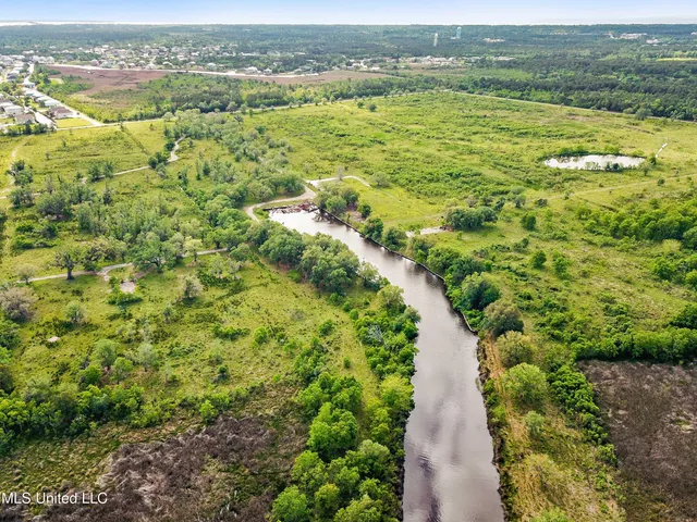 $12,500,000 | 11191 Cazaubon Road, Bay St. Louis, MS 39520