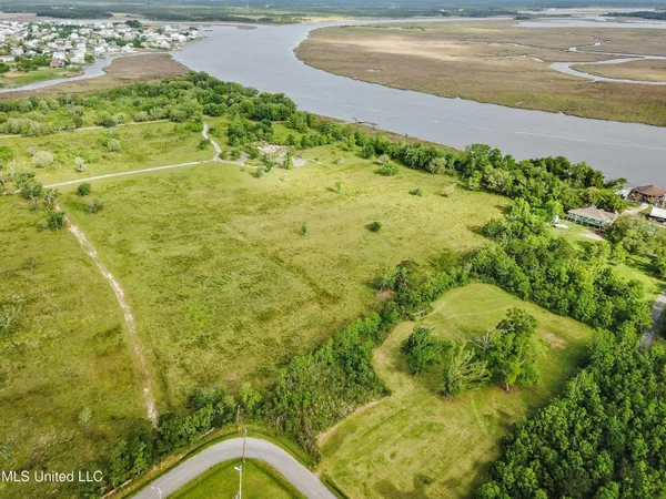 $12,500,000 | 11191 Cazaubon Road, Bay St. Louis, MS 39520