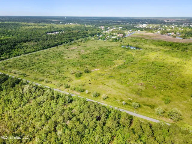 $12,500,000 | 11191 Cazaubon Road, Bay St. Louis, MS 39520