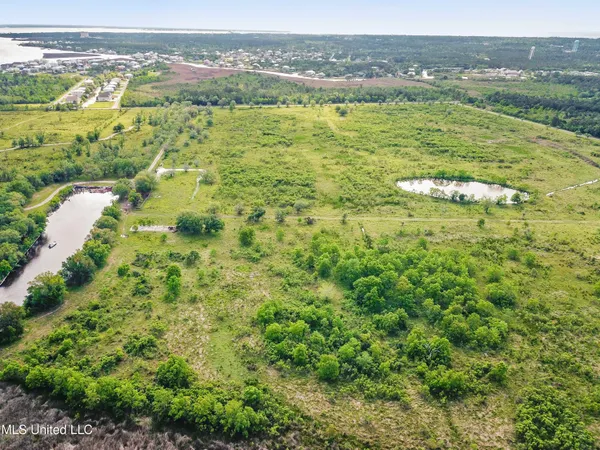 $12,500,000 | 11191 Cazaubon Road, Bay St. Louis, MS 39520