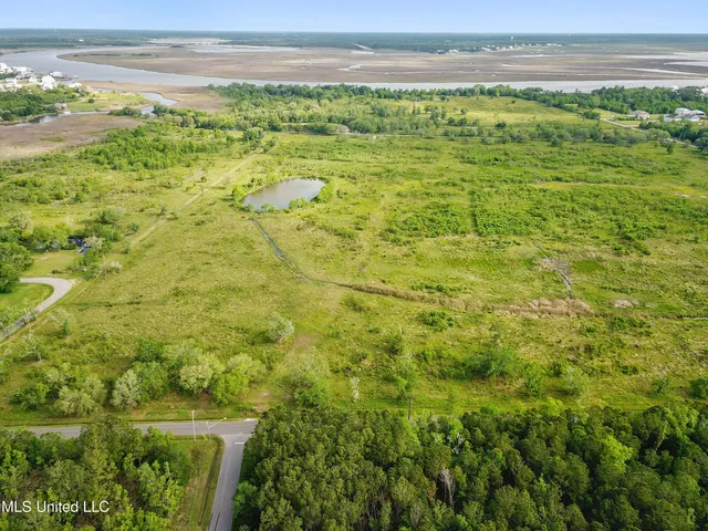 $12,500,000 | 11191 Cazaubon Road, Bay St. Louis, MS 39520