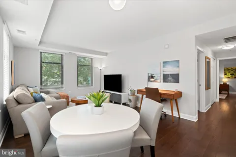 $695,000 | 525 North Fayette Street, Unit 223, Alexandria, VA 22314