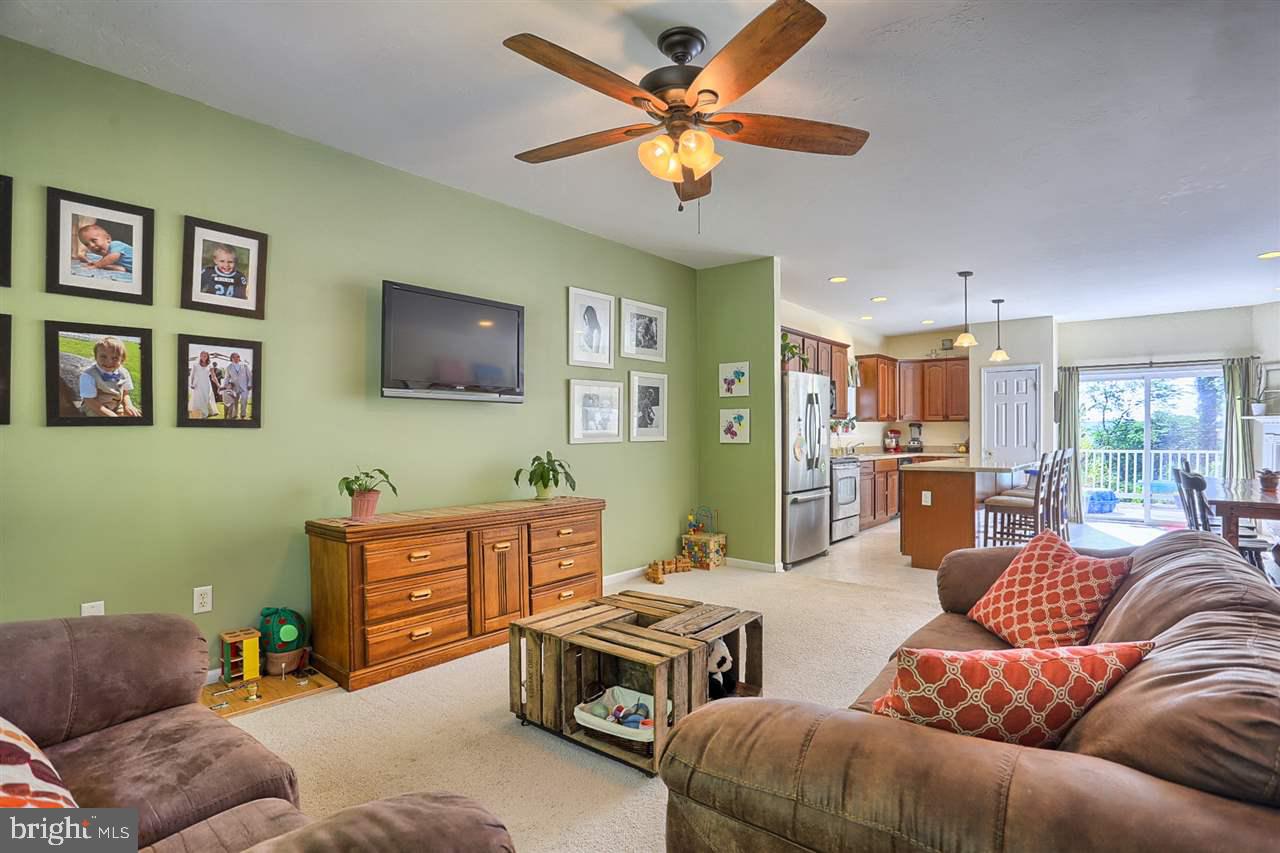3721 Pleasant Valley Road York, PA 17406 - Photo 12 of 36 Gallery Image 12