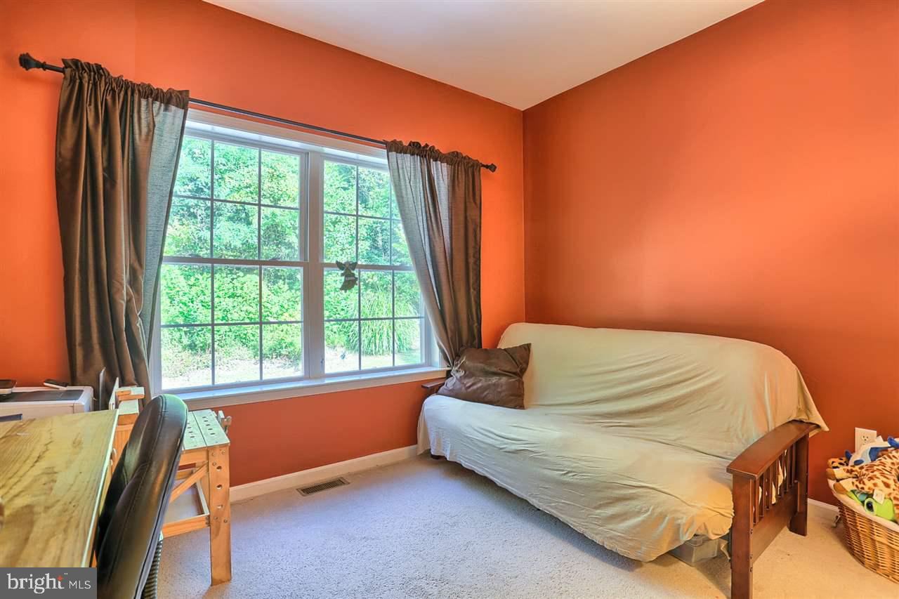 3721 Pleasant Valley Road York, PA 17406 - Photo 17 of 36 Gallery Image 17
