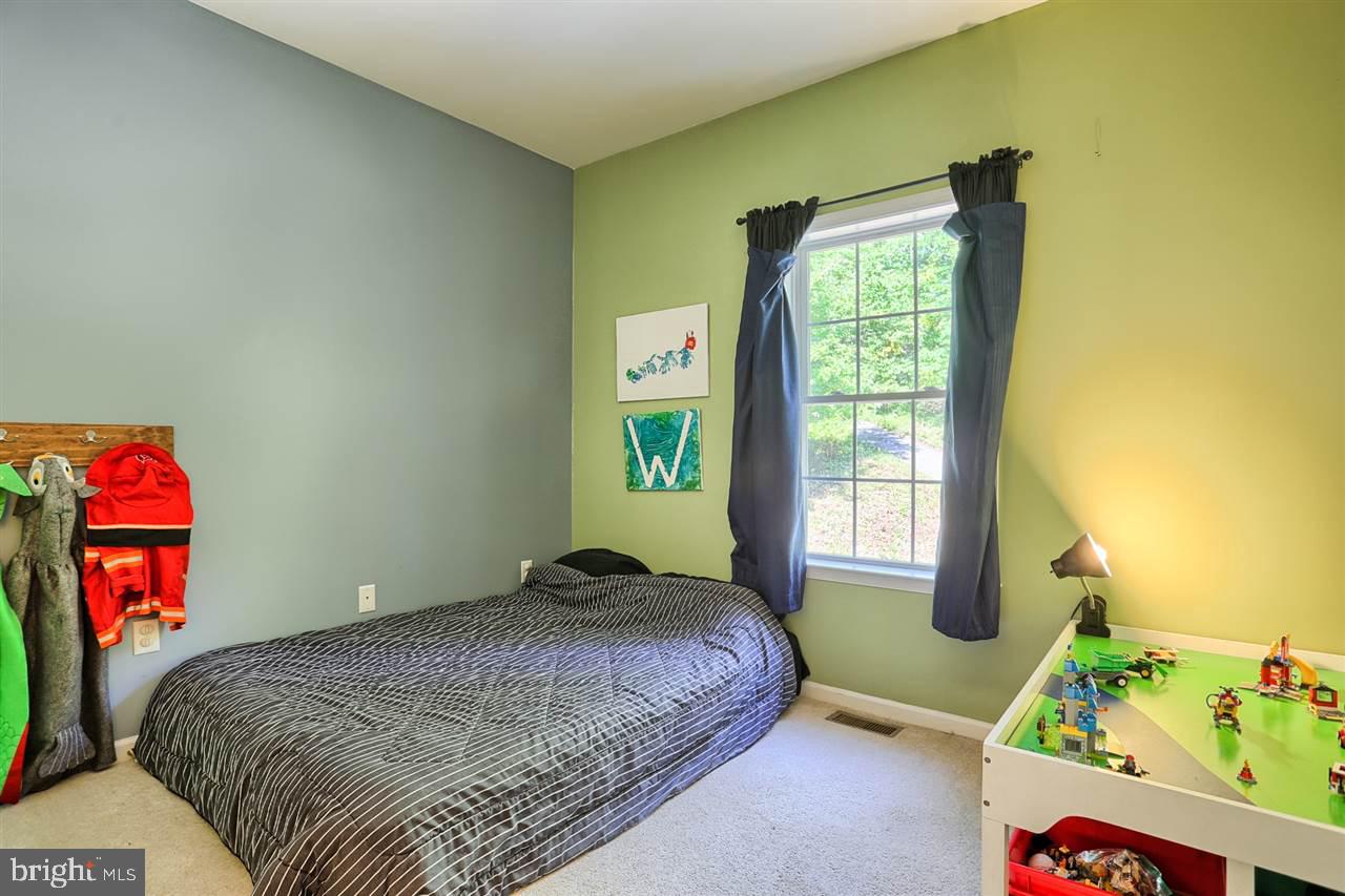 3721 Pleasant Valley Road York, PA 17406 - Photo 18 of 36 Gallery Image 18