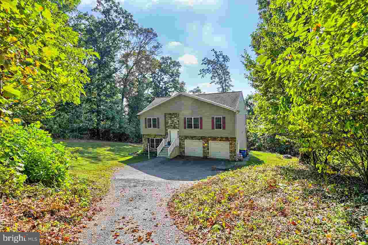 3721 Pleasant Valley Road York, PA 17406 - Photo 3 of 36 Gallery Image 3
