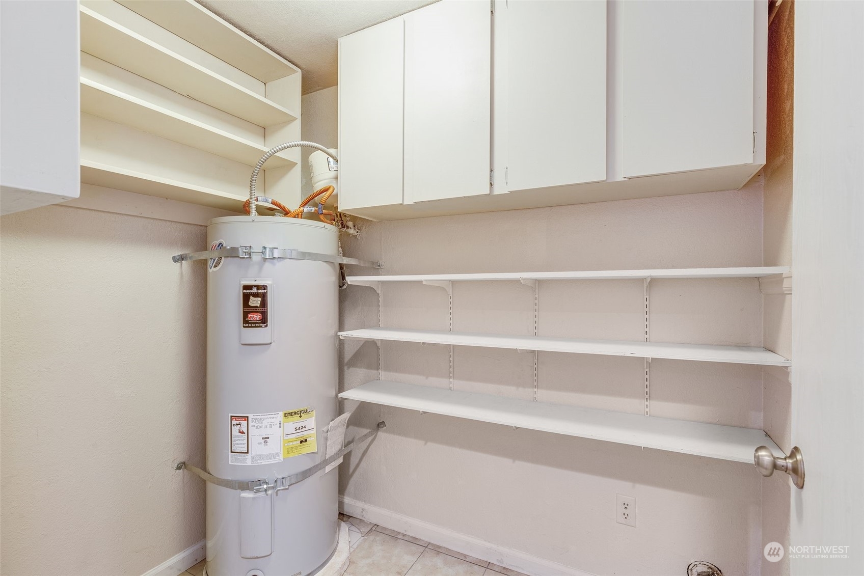 8520 242nd Street Southwest, Unit 101 Edmonds, WA 98026 - Photo 31 of 36 a utility room with dryer and washer