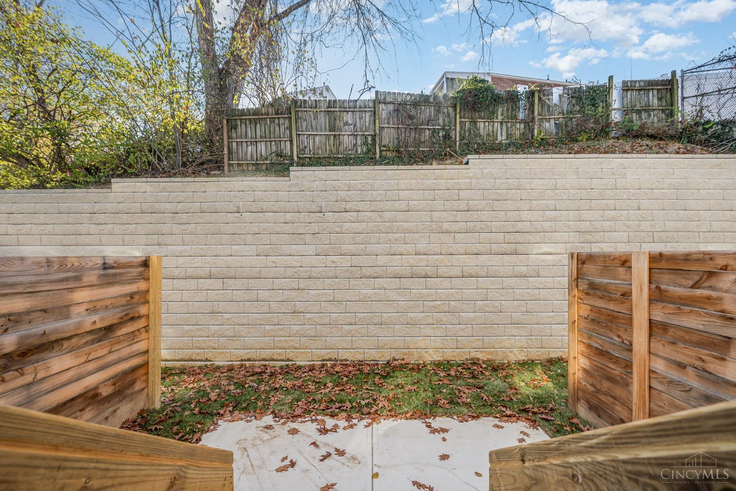 3643 Brotherton Road, Unit B Cincinnati, OH 45209 - Photo 23 of 28 Gallery Image 23