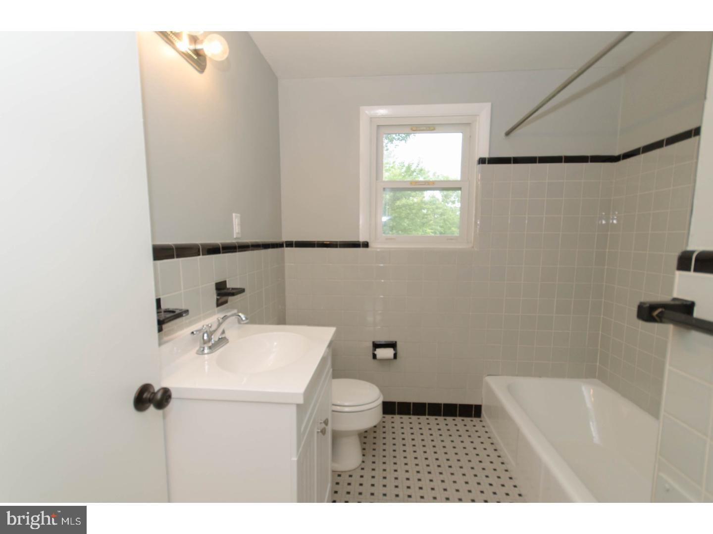 19 Red Oak Road Oreland, PA 19075 - Photo 14 of 16 Gallery Image 14