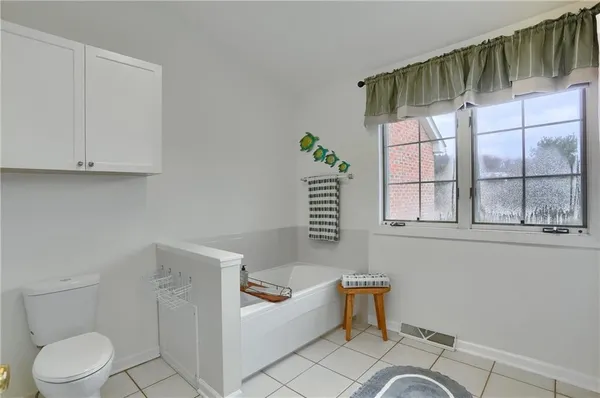 $379,900 | 102 Kressview Drive, Oakdale, PA 15071