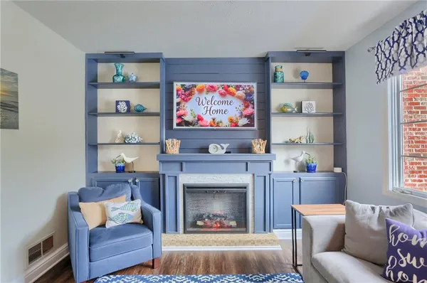 $379,900 | 102 Kressview Drive, Oakdale, PA 15071