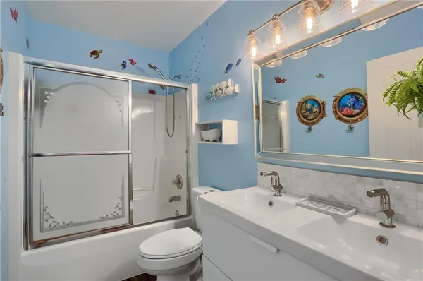 $379,900 | 102 Kressview Drive, Oakdale, PA 15071