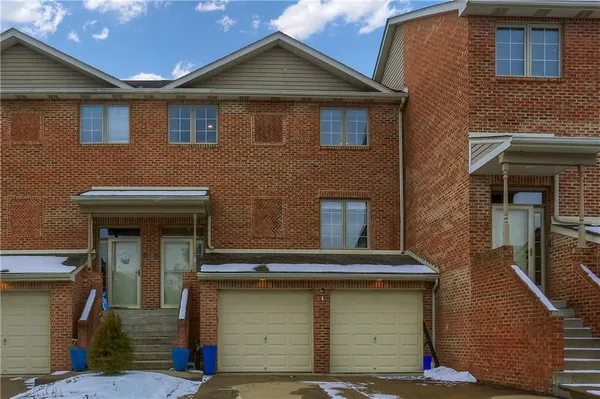 $379,900 | 102 Kressview Drive, Oakdale, PA 15071