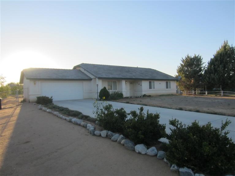 11926 Mohawk Road Apple Valley, CA 92308 - Photo 1 of 1