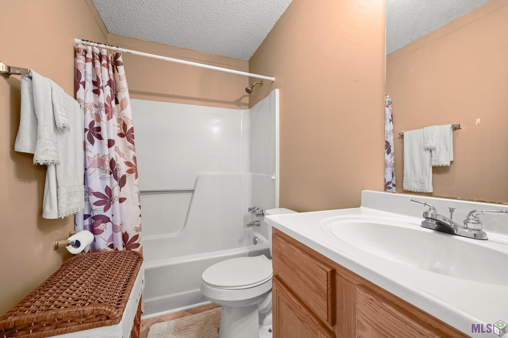 1765 Boulevard De Province, Unit B Baton Rouge, LA 70816 - Photo 12 of 17