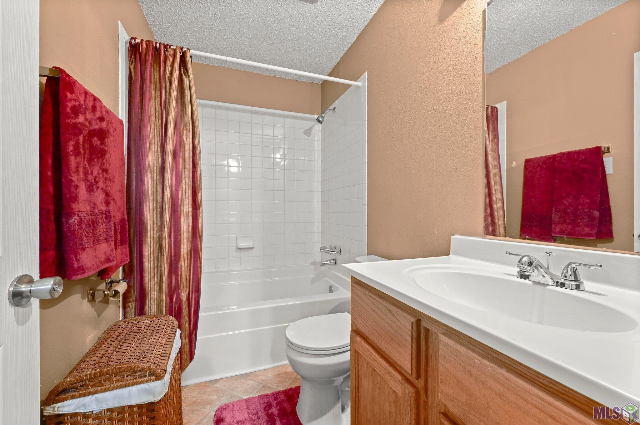 1765 Boulevard De Province, Unit B Baton Rouge, LA 70816 - Photo 15 of 17