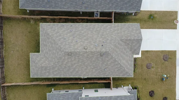 $2,100 | 15345 Dapple Blf Lane, Conroe, TX 77302