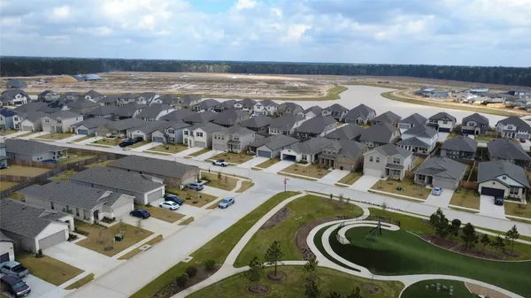 $2,050 | 15345 Dapple Blf Lane, Conroe, TX 77302