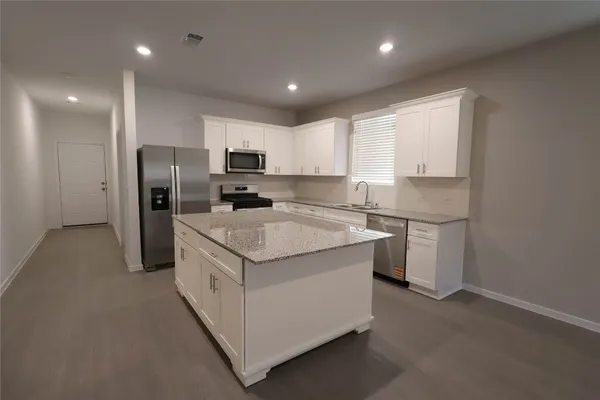 $2,050 | 15345 Dapple Blf Lane, Conroe, TX 77302