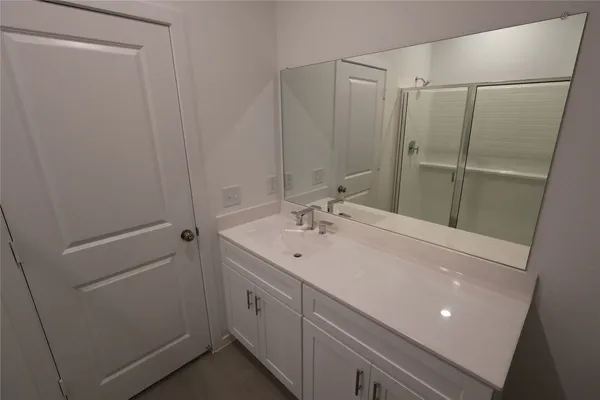 $2,050 | 15345 Dapple Blf Lane, Conroe, TX 77302