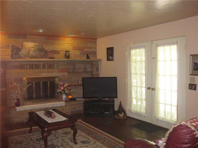 1553 Buffenmeyer Road Latrobe, PA 15650 - Photo 8 of 25 Family Room.