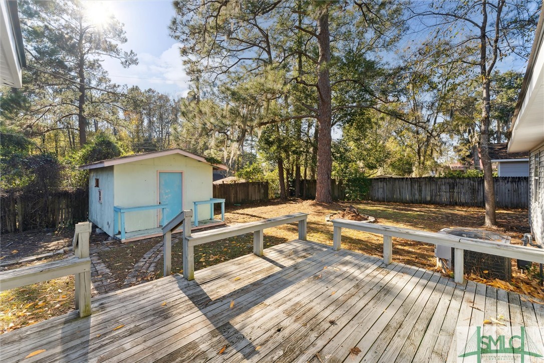 17 Summit Drive Savannah, GA 31406 - Photo 37 of 42 shed