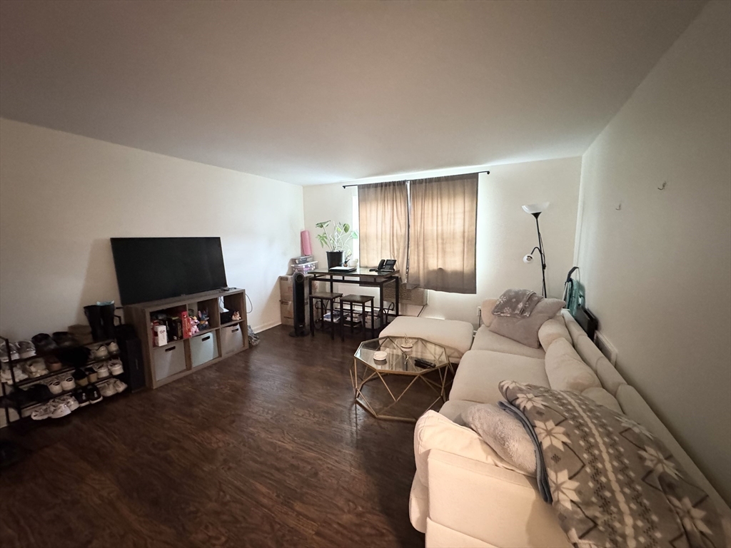 96 Richardson Road, Unit B18 Chelmsford, MA 01863 - Photo 5 of 11