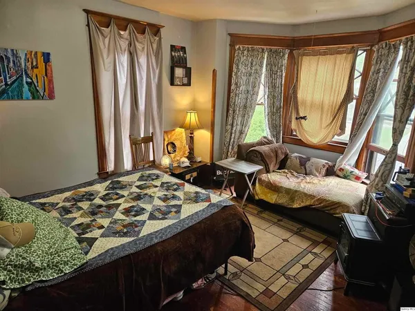 $275,000 | 1634 Vermont Street, Quincy, IL 62301