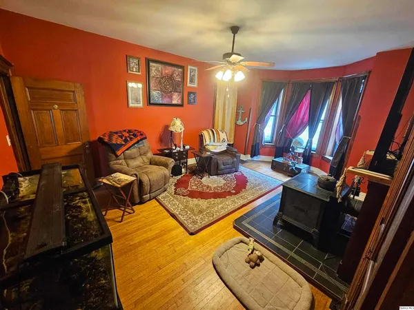 $275,000 | 1634 Vermont Street, Quincy, IL 62301