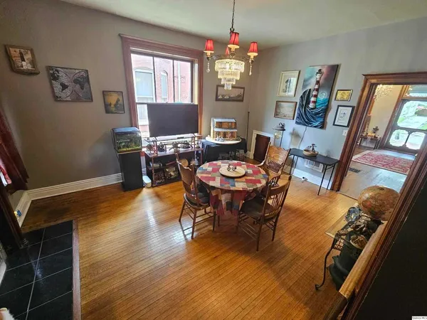 $275,000 | 1634 Vermont Street, Quincy, IL 62301