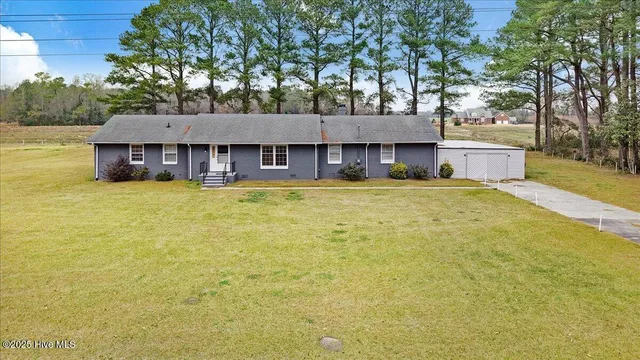 $285,000 | 3232 North Carolina Highway 58, Trenton, NC 28585