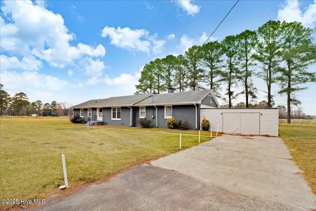 $285,000 | 3232 North Carolina Highway 58, Trenton, NC 28585