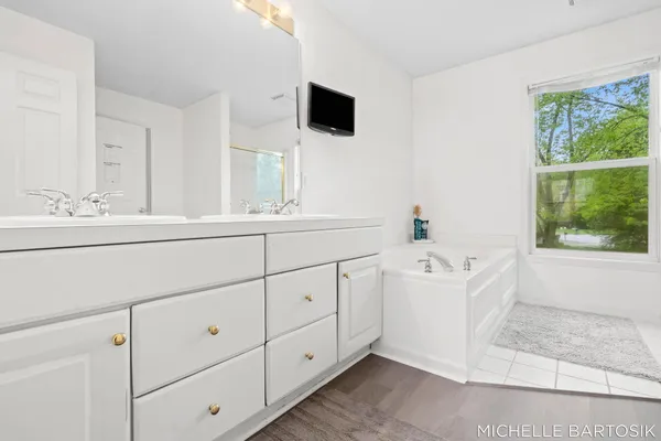 $465,000 | 3641 Windwood Drive Northeast, Rockford, MI 49341