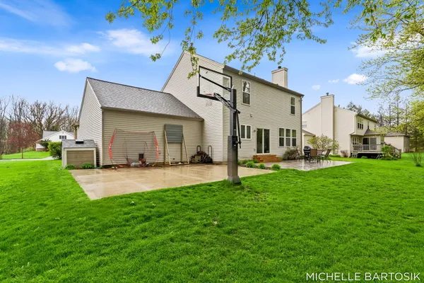 $465,000 | 3641 Windwood Drive Northeast, Rockford, MI 49341