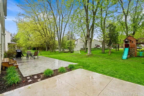$465,000 | 3641 Windwood Drive Northeast, Rockford, MI 49341