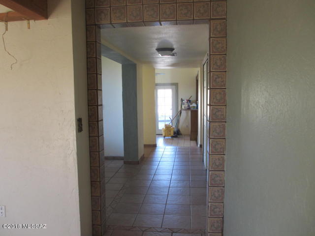 1063 Pendleton Drive Rio Rico, AZ 85648 - Photo 14 of 46