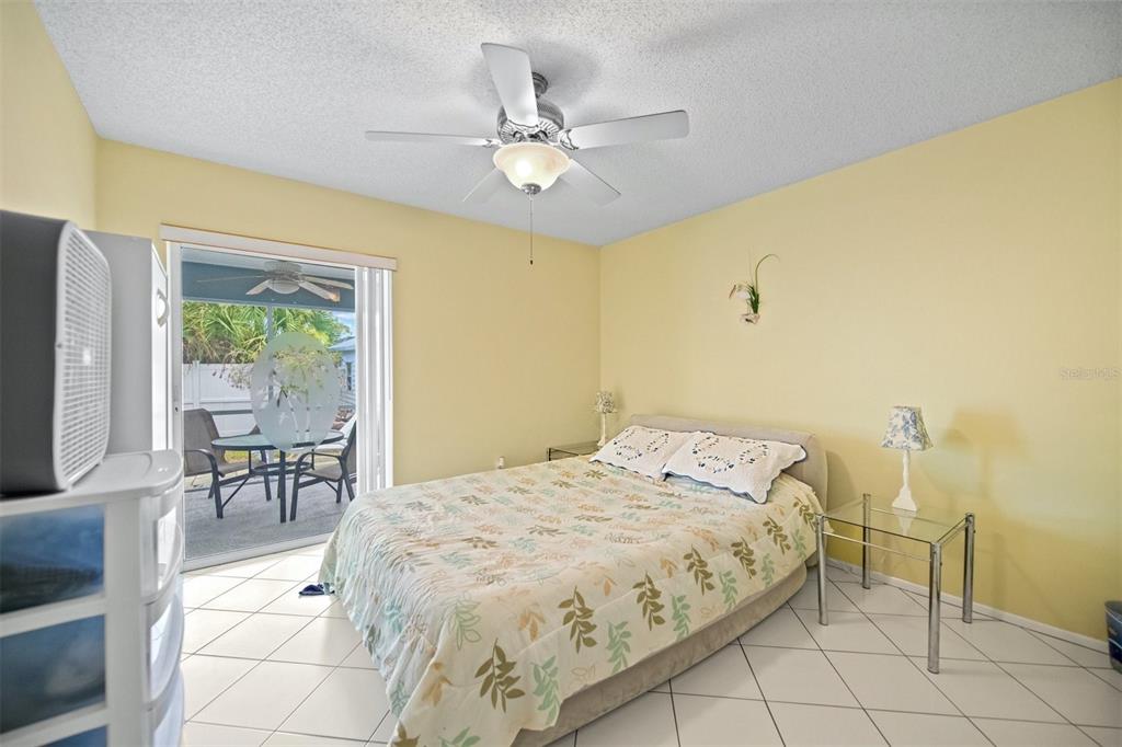1148 Royal Road Venice, FL 34293 - Photo 10 of 56 Gallery Image 10