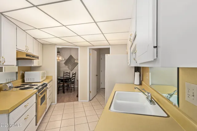 $139,999 | 10882 West Coggins Drive, Sun City, AZ 85351