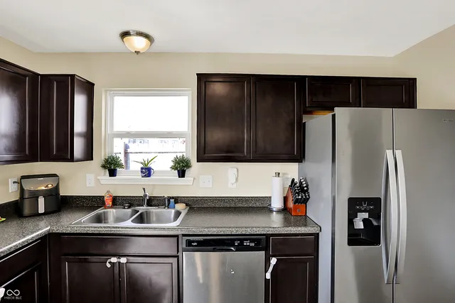 $265,000 | 6527 McCreery Court, Indianapolis, IN 46221