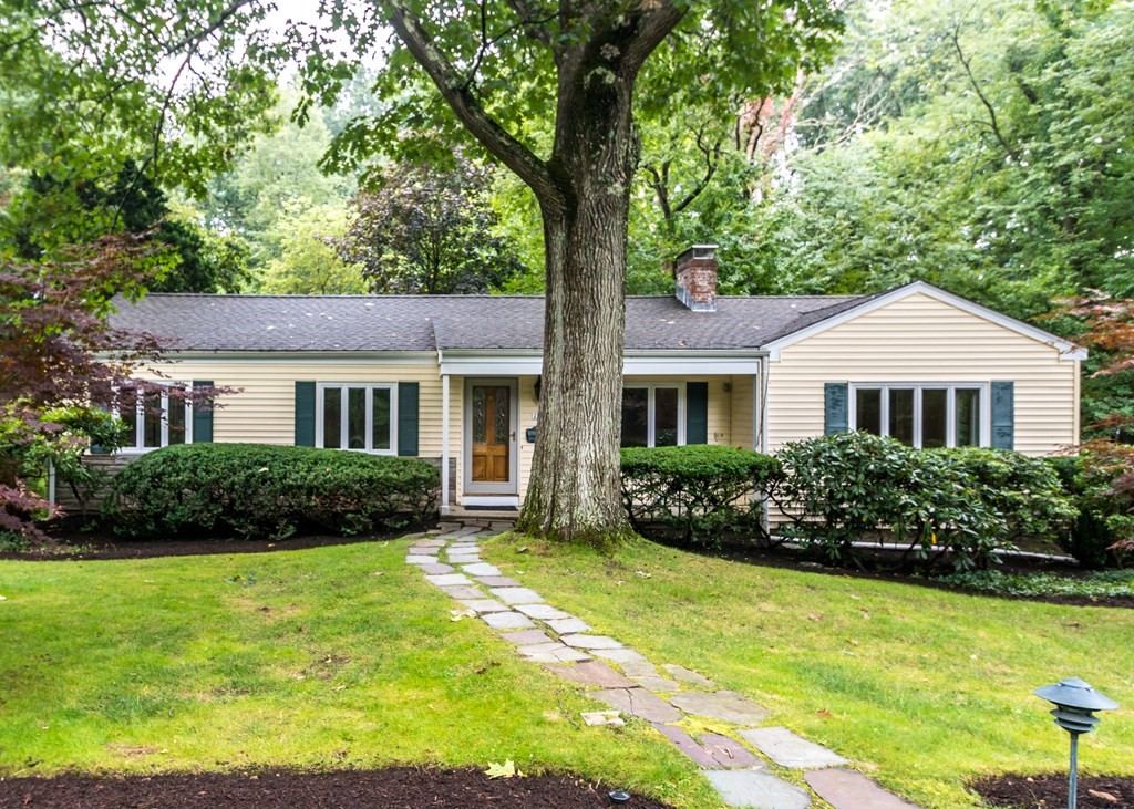 134 Clarke Road Needham, MA 02492 - Photo 1 of 26